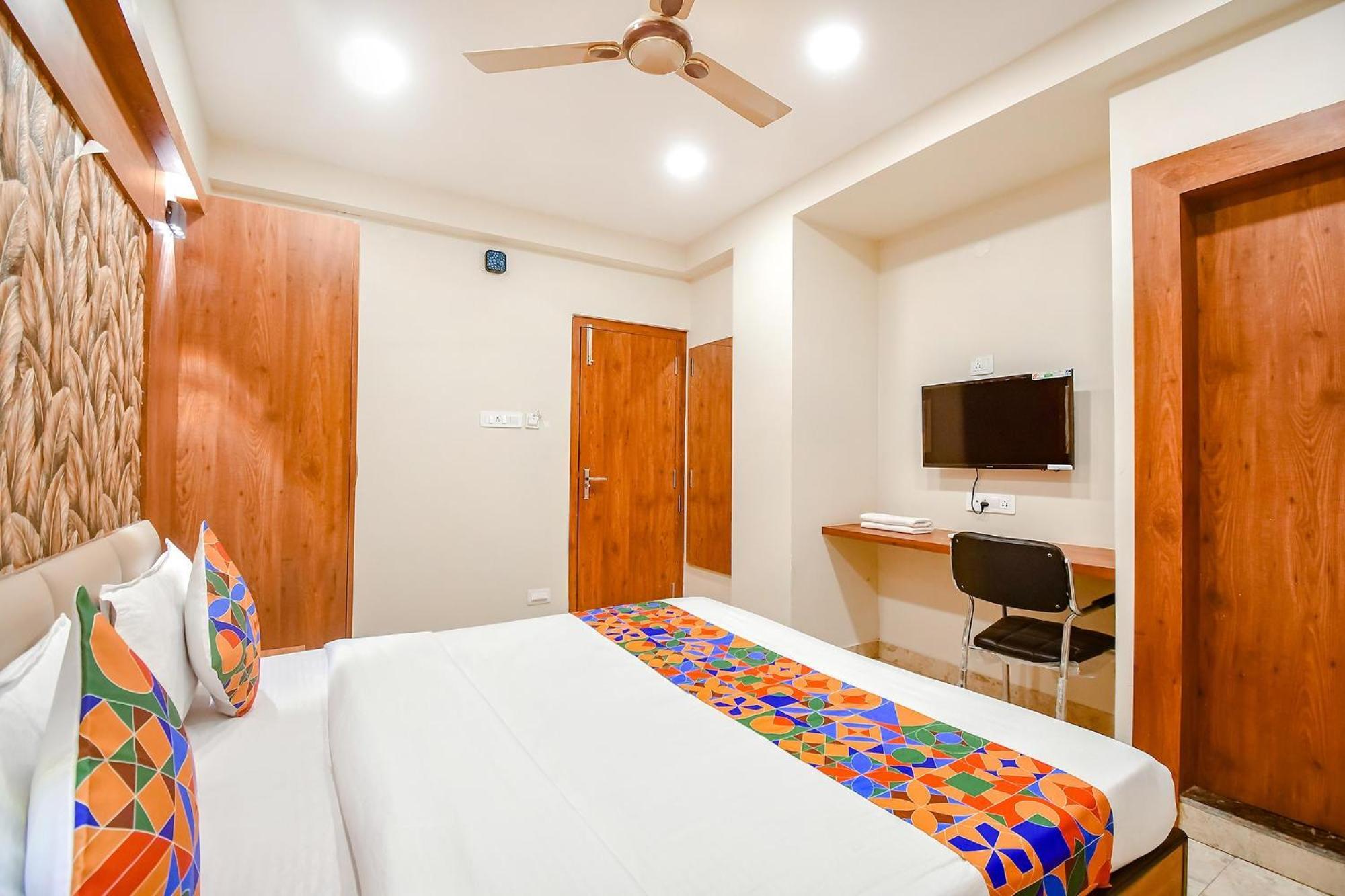 Fabhotel Dream World Residency - Nr Biswa Bangla Gate コルカタ エクステリア 写真