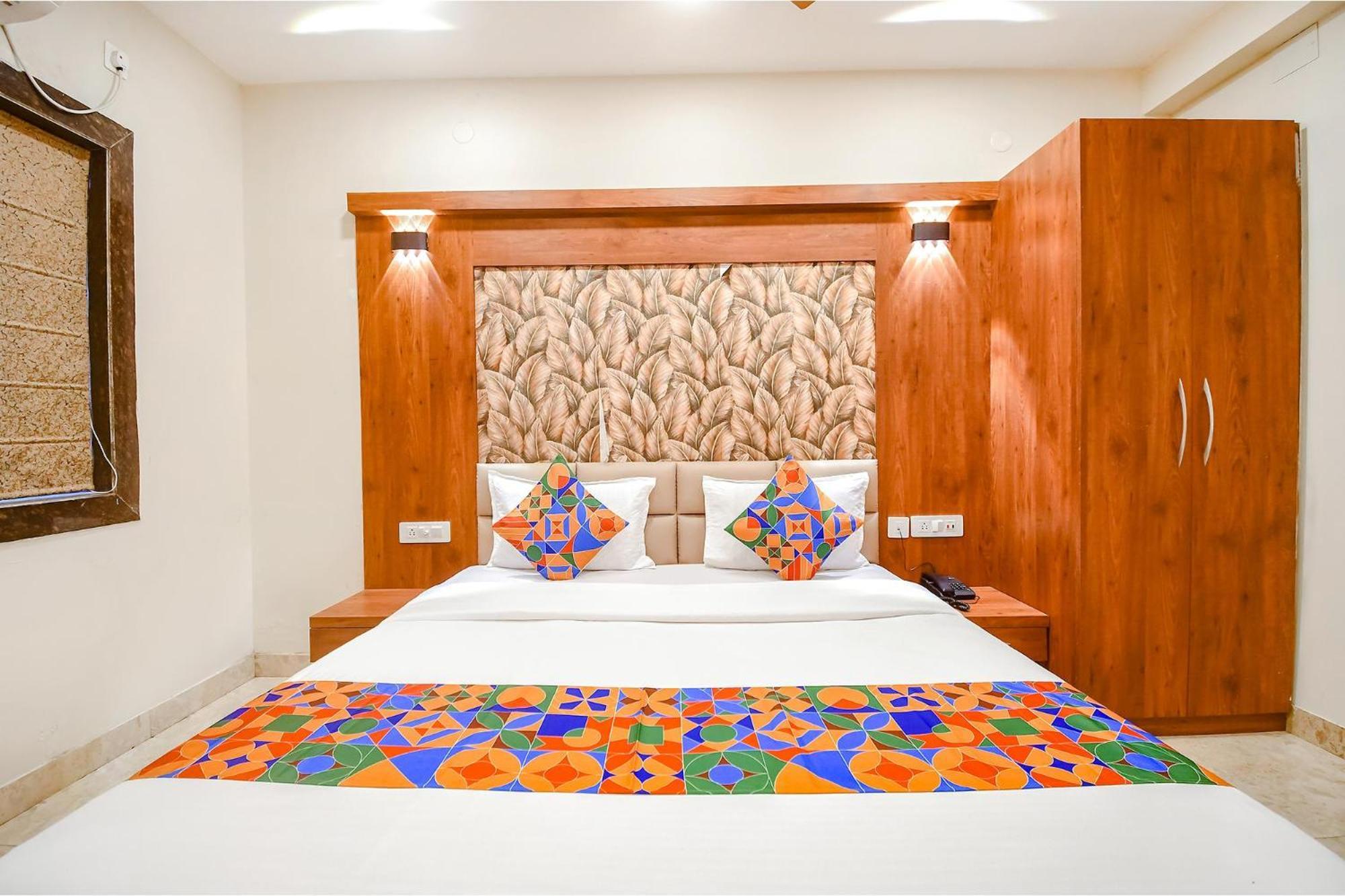 Fabhotel Dream World Residency - Nr Biswa Bangla Gate コルカタ エクステリア 写真